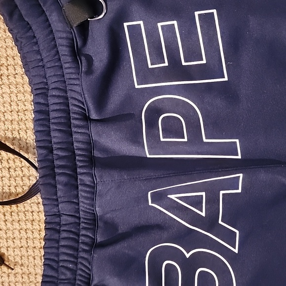 BAPE. Men's Sweat Shorts . - Picture 4 of 10